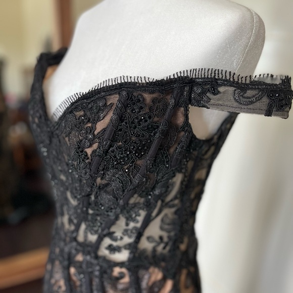 Mon Cheri Dresses & Skirts - Black beaded lace corset Ellie Wilde by Mon Cheri dress.